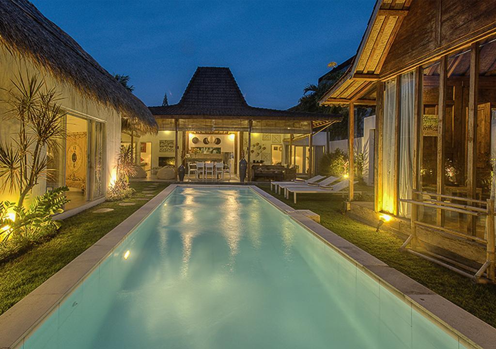 Villa Gladak By Optimum Bali Villas 塞米亚克 外观 照片